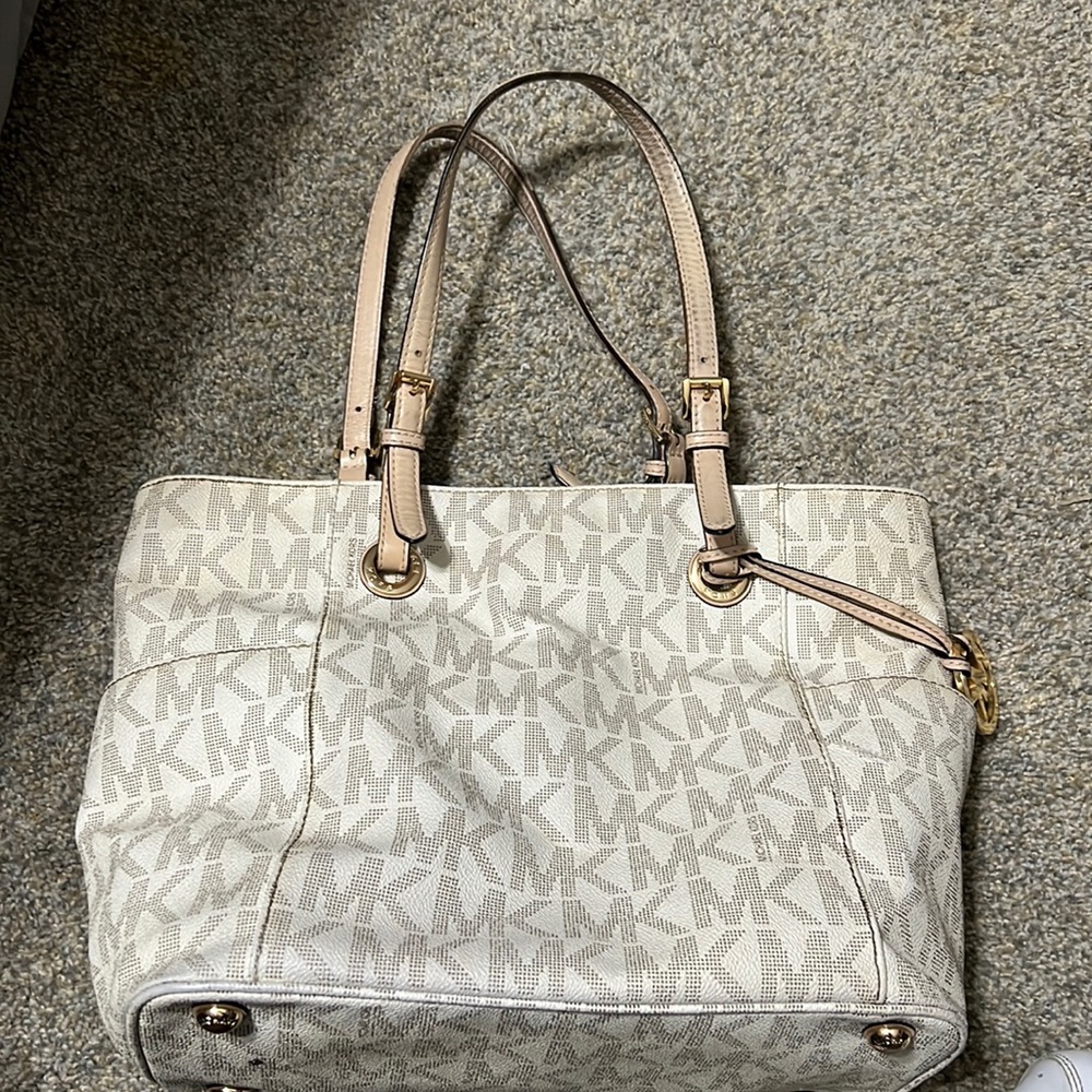 White MK purse